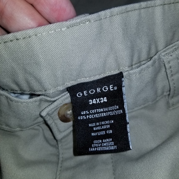 Khaki slacks size 34 x 34 - Picture 3 of 4